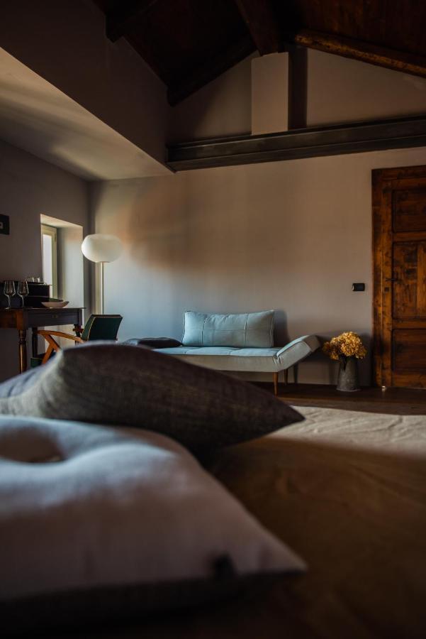 Boutique Hotel Al Palazzo Rosso Neive Buitenkant foto
