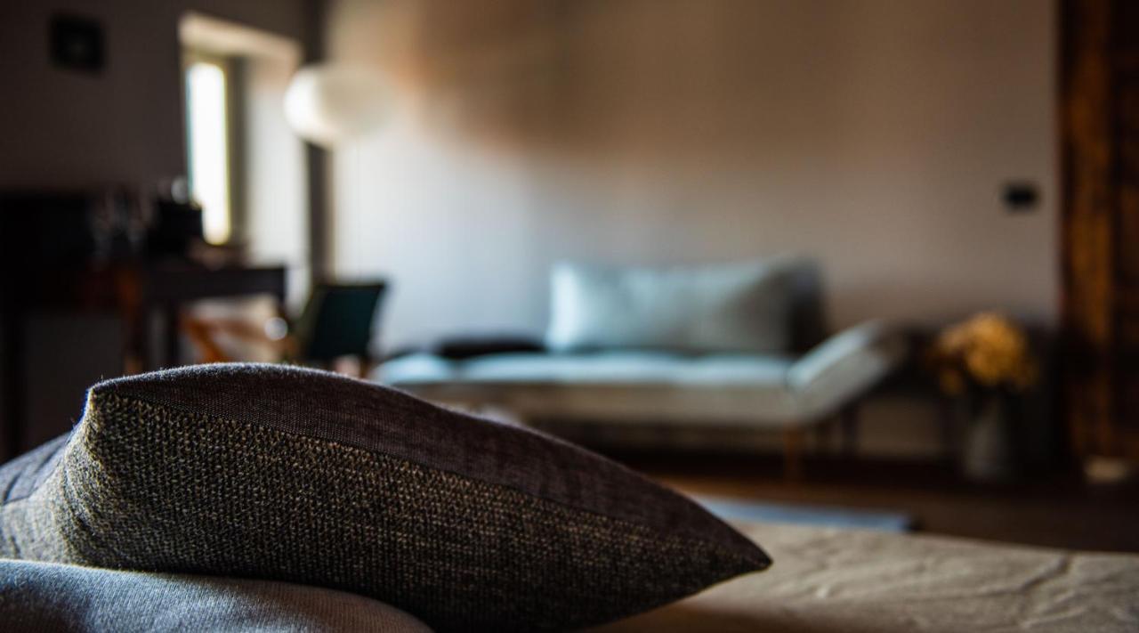 Boutique Hotel Al Palazzo Rosso Neive Buitenkant foto
