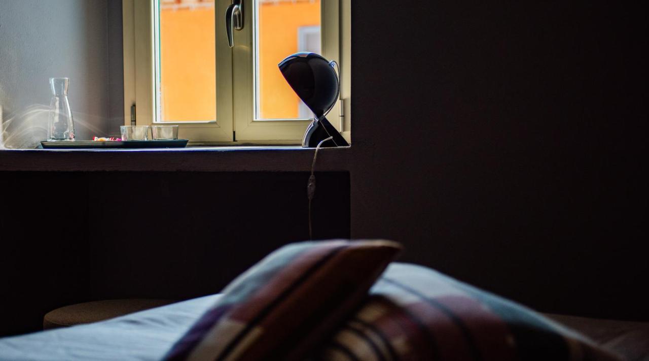 Boutique Hotel Al Palazzo Rosso Neive Buitenkant foto