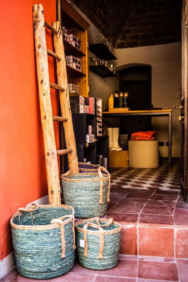 Boutique Hotel Al Palazzo Rosso Neive Buitenkant foto