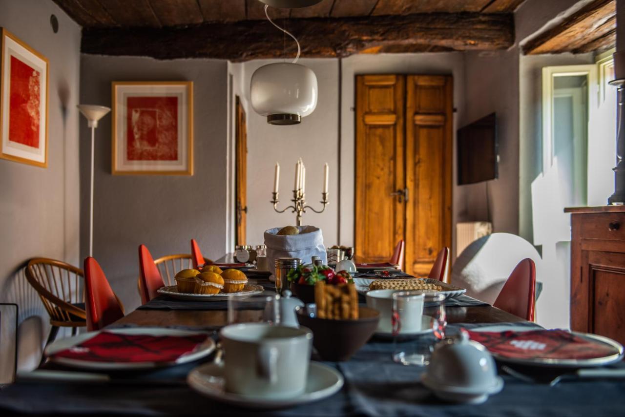 Boutique Hotel Al Palazzo Rosso Neive Buitenkant foto