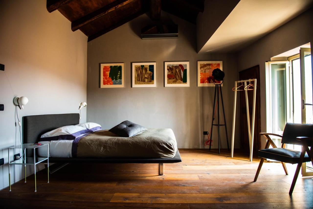Boutique Hotel Al Palazzo Rosso Neive Buitenkant foto