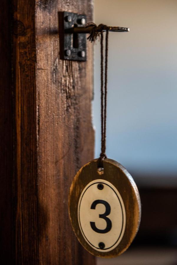 Boutique Hotel Al Palazzo Rosso Neive Buitenkant foto