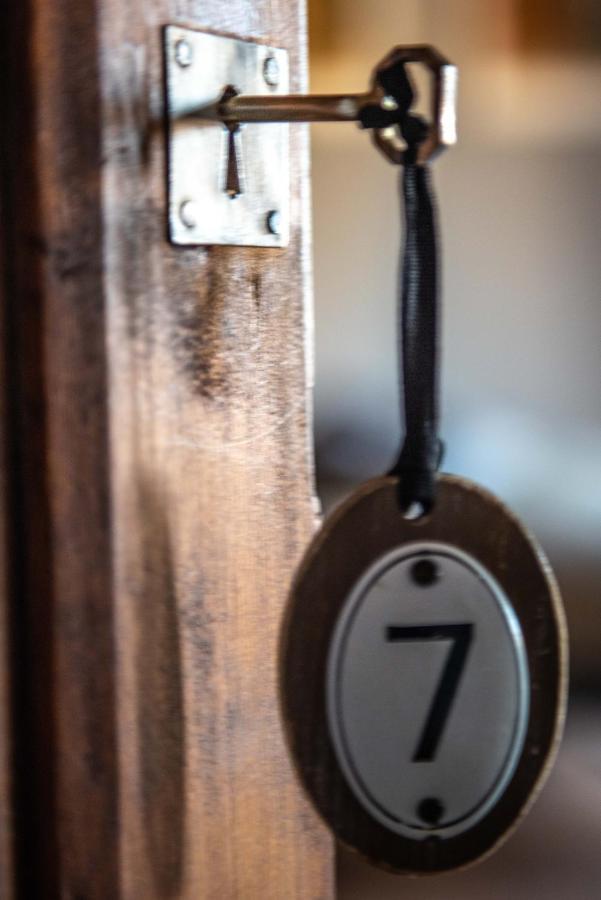 Boutique Hotel Al Palazzo Rosso Neive Buitenkant foto